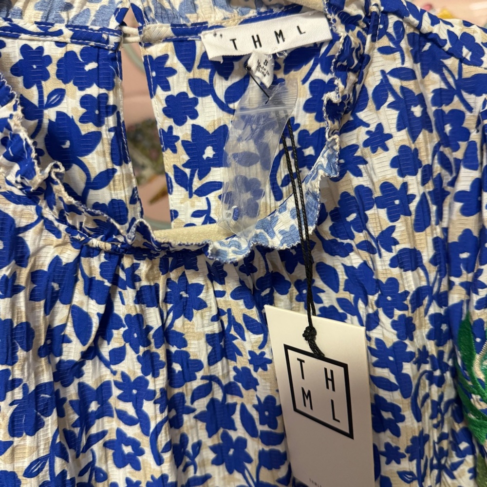 THML Blue Floral Blouse with Multicolor Sleeves - Picture 4 of 6